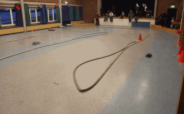 RC innendørs. Innebanen til Seiersten RC. Drøbak RC